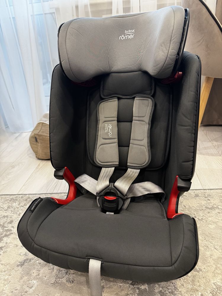 Автокресло Britax Romer Advansafix ІV R