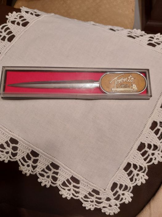Abre cartas vintage de Toronto (Canadá).