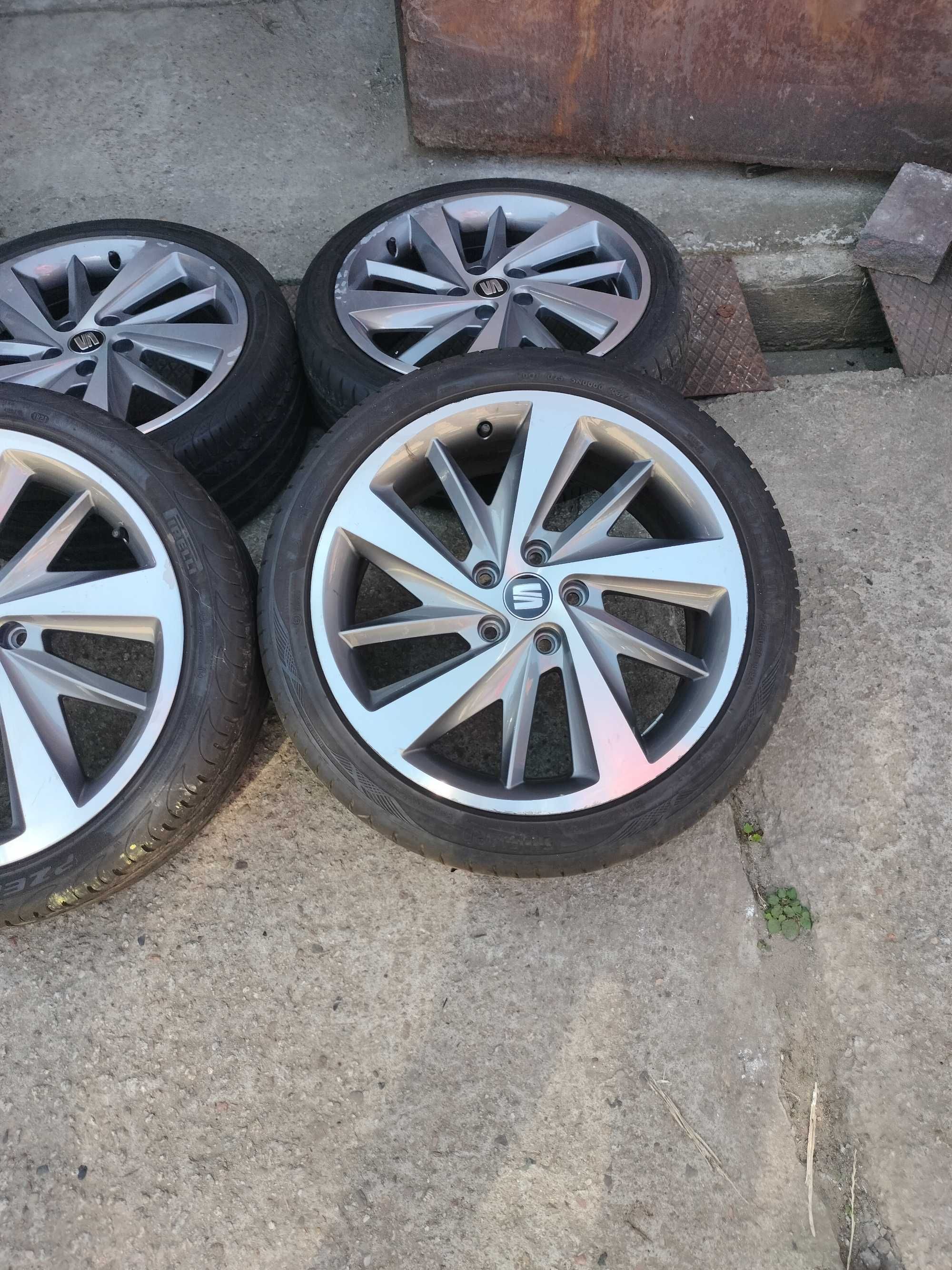 koła 18 cali  5X112 Seat Leon FR 225/40 R18 LATO