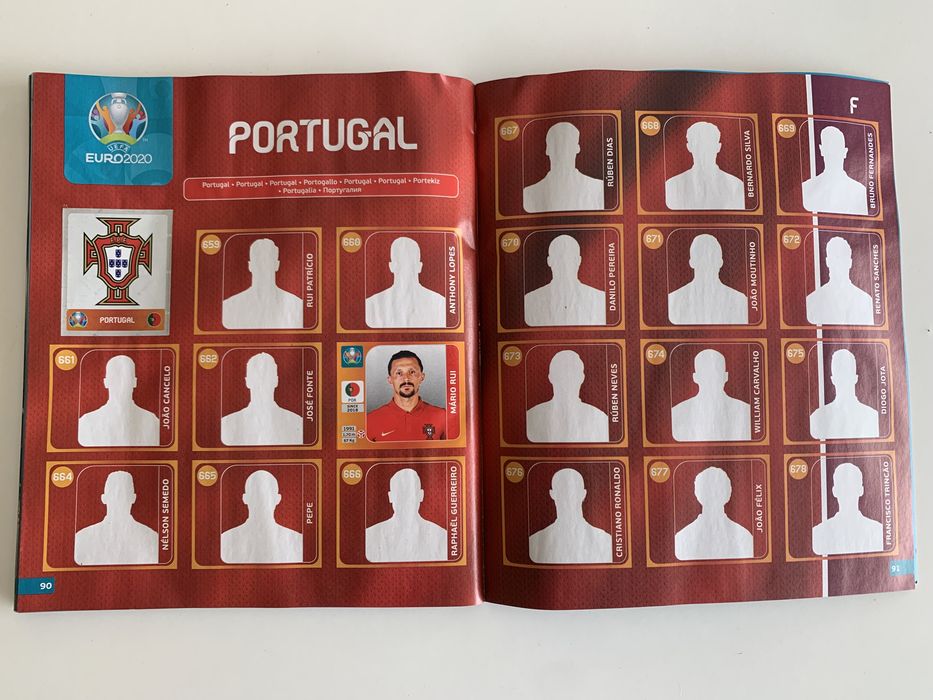 Caderneta Euro 2020 + 81 cromos