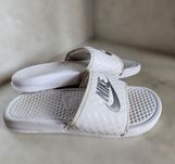 Женские  шлепанцы "Nike Benassi "