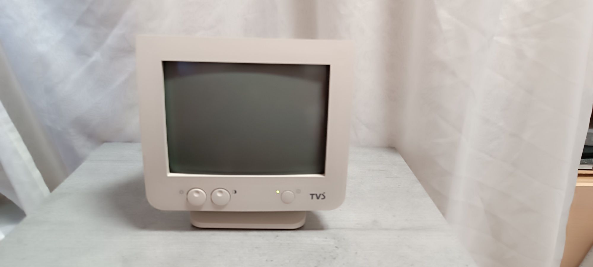 Monitor retro TVS 9" Super VGA Monochrome – uszkodzony, kolekcjonerski