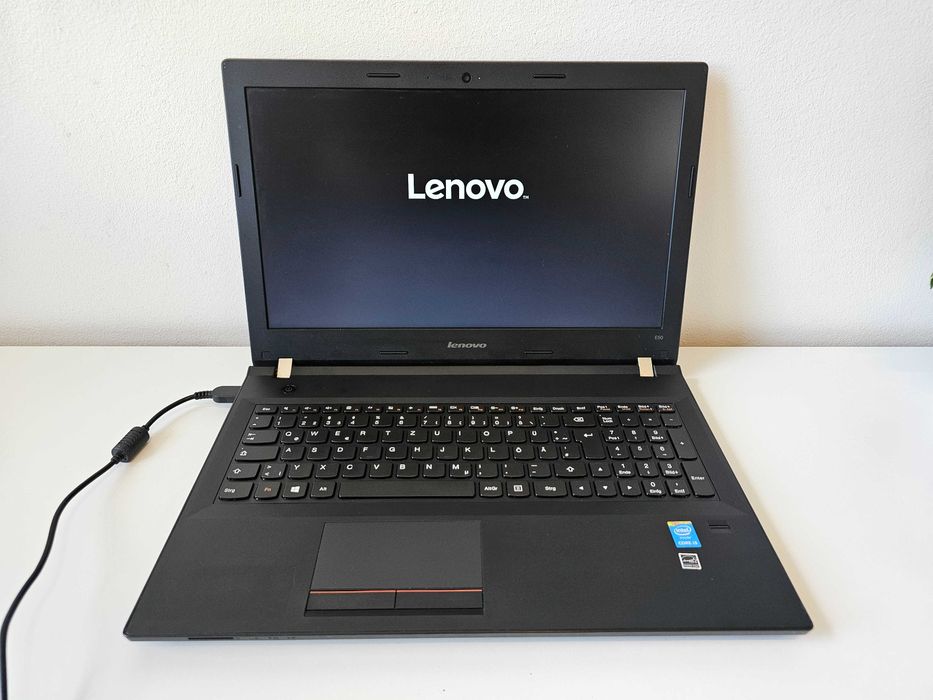 Laptop Lenovo E50-80 15,6 " Intel Core i3 5005U Windows 10 PRO