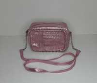 Женская сумка кроссбоди цвет розовый. Новая.