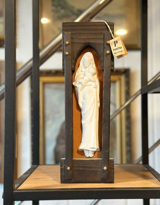 MadonnacMatka Boska gips i drewno metka ze spół. Plastyka