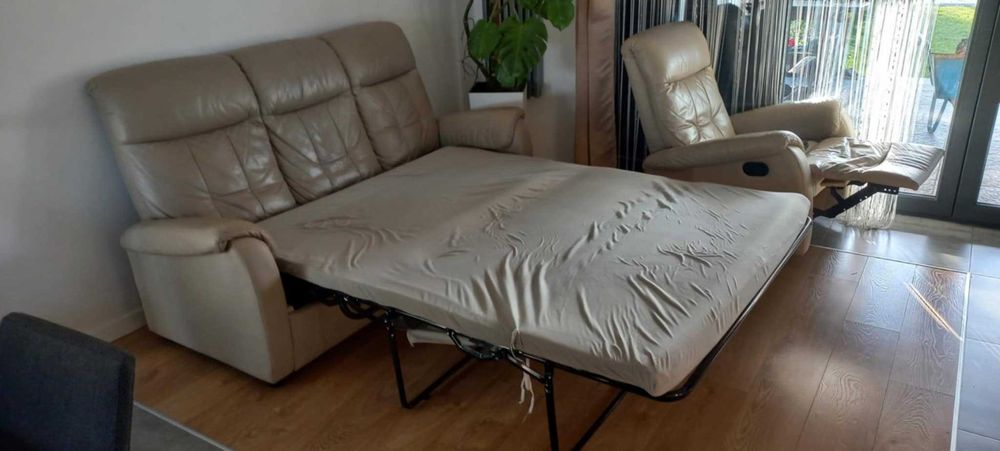 Sofa skórzana rozkładana + fotel z funkcją relaks - GALA Collezione