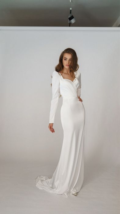 Весільна сукня