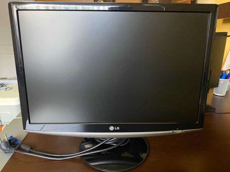 Monitor LG (22 cale)