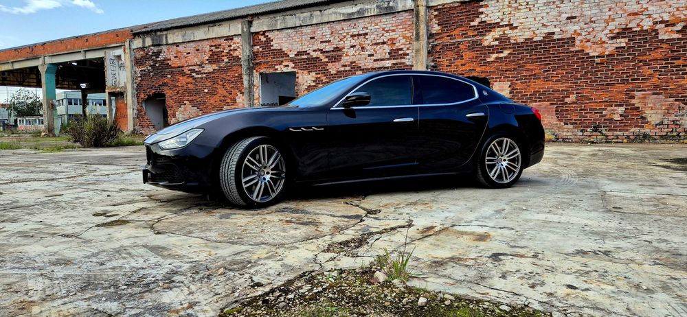 Maserati ghibli Nacional com livro de revisões