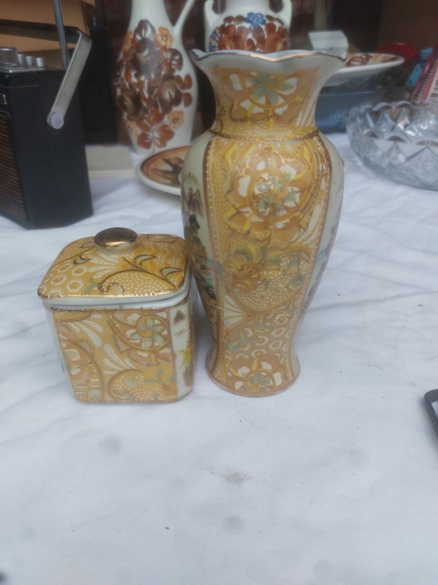 Chinska Porcelana wazon i szkatułka