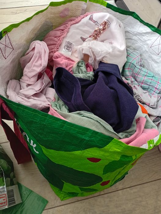 Paka Ubranka od 122 duża torba dla dziewczynki