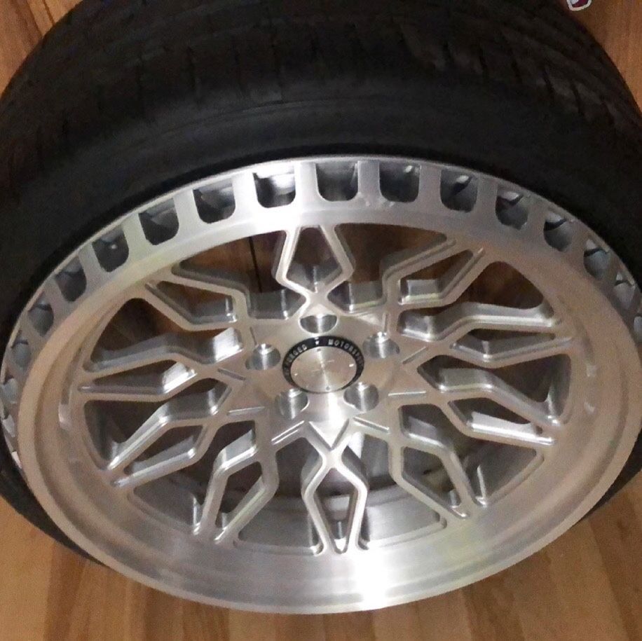 Felgi 20” 5x112 2tlg , 3tlg Turismo skręcane opony