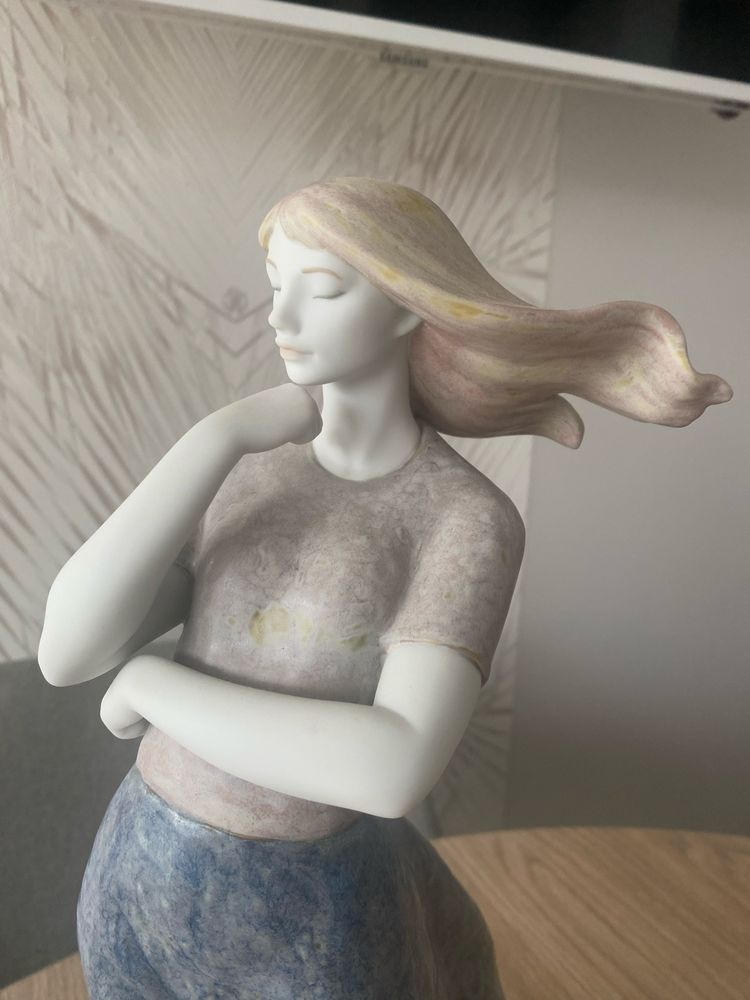 Lladro Porcelain Figurine Mediterranean Vision Blue