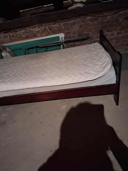 łóżko jednoosobowe 90x200 drewniane ciemny brąz