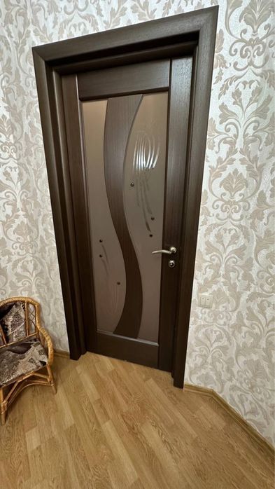 Продам 3 двери в идеале