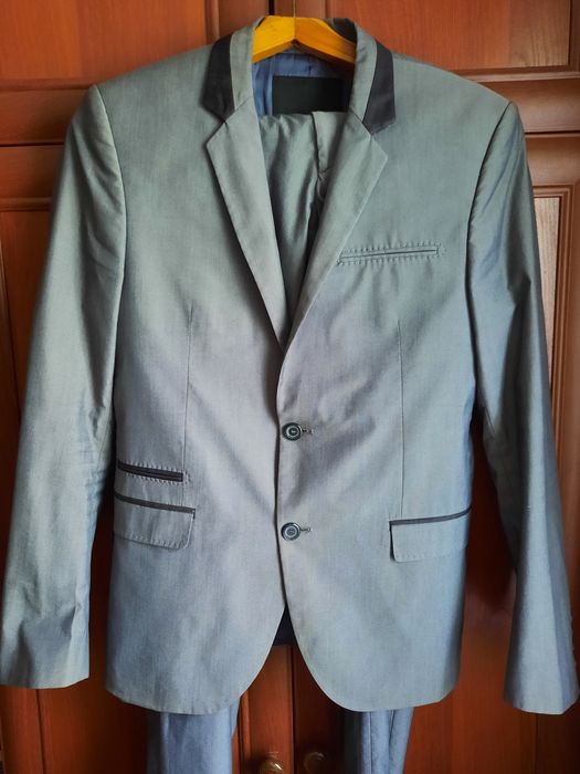 Мужской костюм фирмы Zara