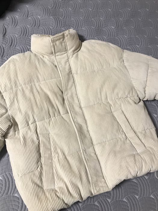 Продам чоловічу зимову куртку Bershka