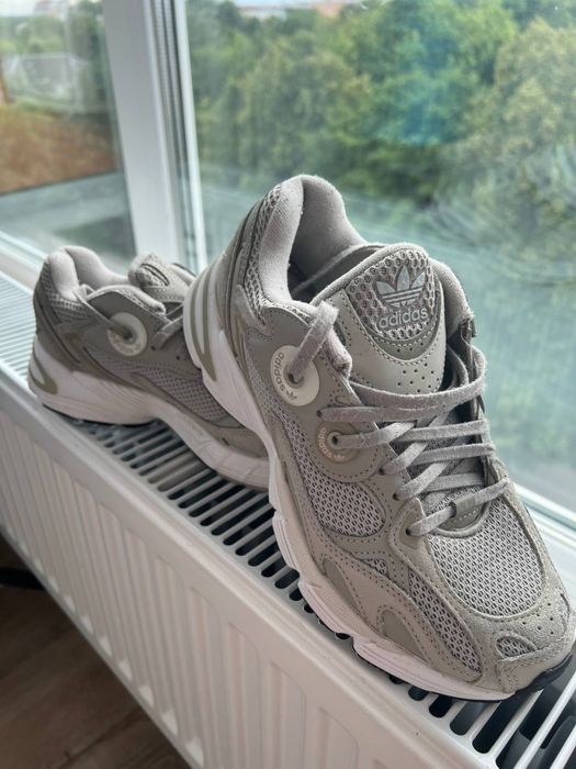 Кросівки adidas