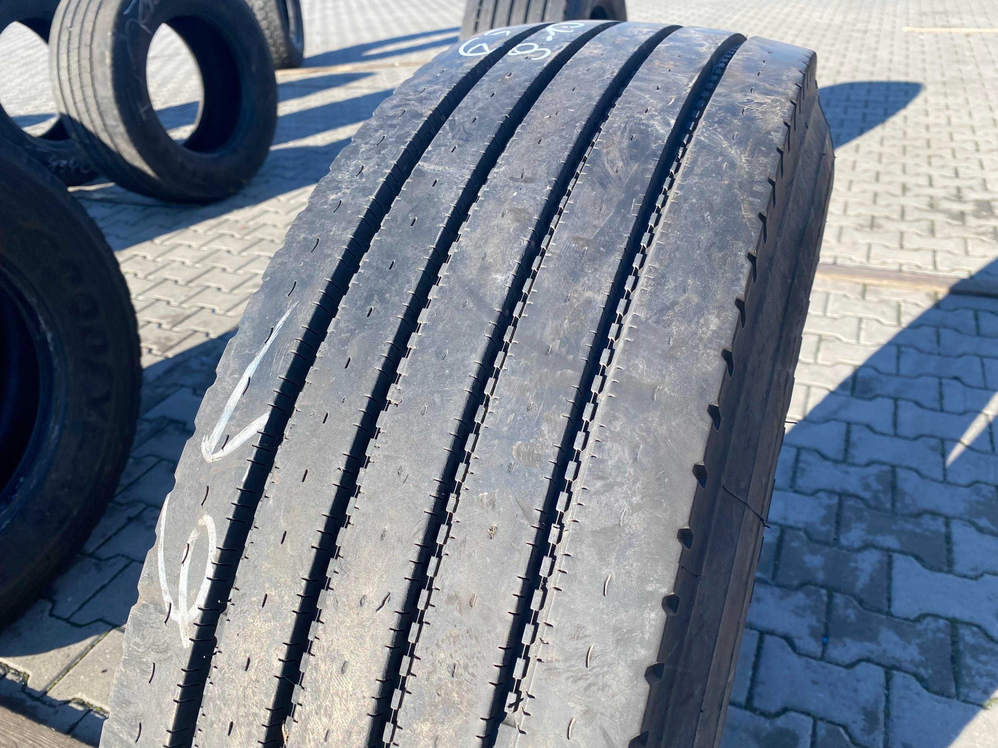 295/80R22.5 Opona MAXX MF4200 Przód 9-10mm MF 4200