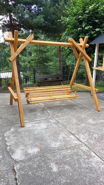 Studnia ozdobna meble ogrodowe, stoły,  domki dla dzieci