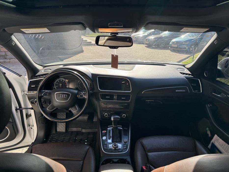 Audi Q5 2016 року