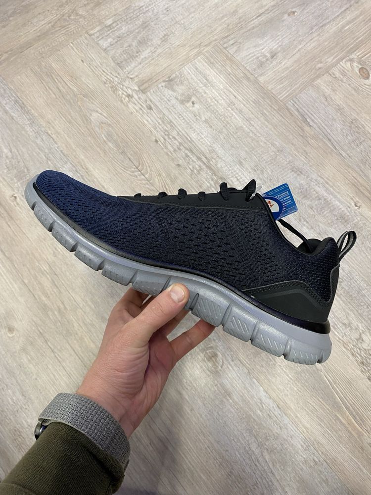 Кросівки чоловічі демісезонні Skechers 232399 NVBK