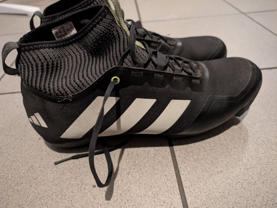 Buty garavelowe adidas