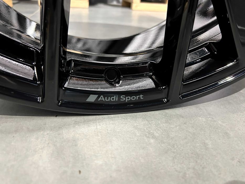 Oryginalne felgi aluminiowe 20 5x112 Audi Q3 RSQ3 Tiguan Kodiaq Superb