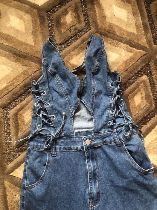 Джинсовий комбінзон