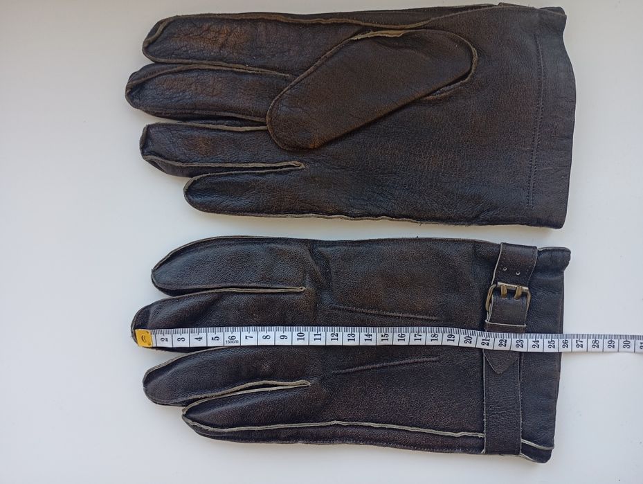 Чоловічі шкіряні перчатки