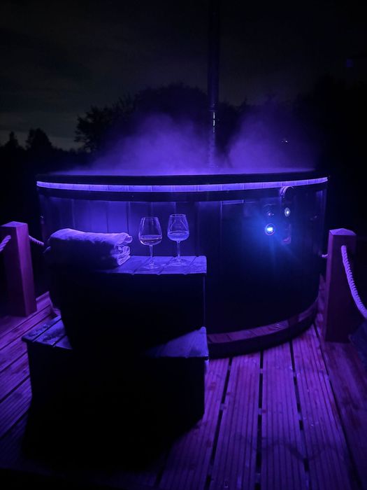 Relax na kółkach mobilna balia jacuzzi do wynajecia