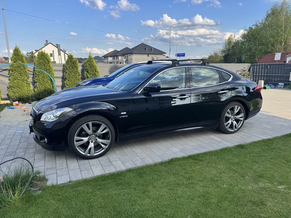 Infiniti Q70 3.5 Hybrid Salon PL