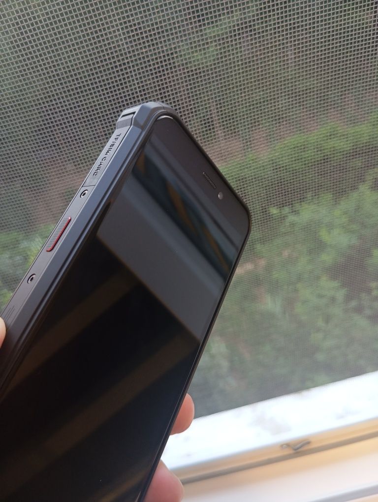 Продам смартфон Sigma X-treme PQ38 4/96 Gb