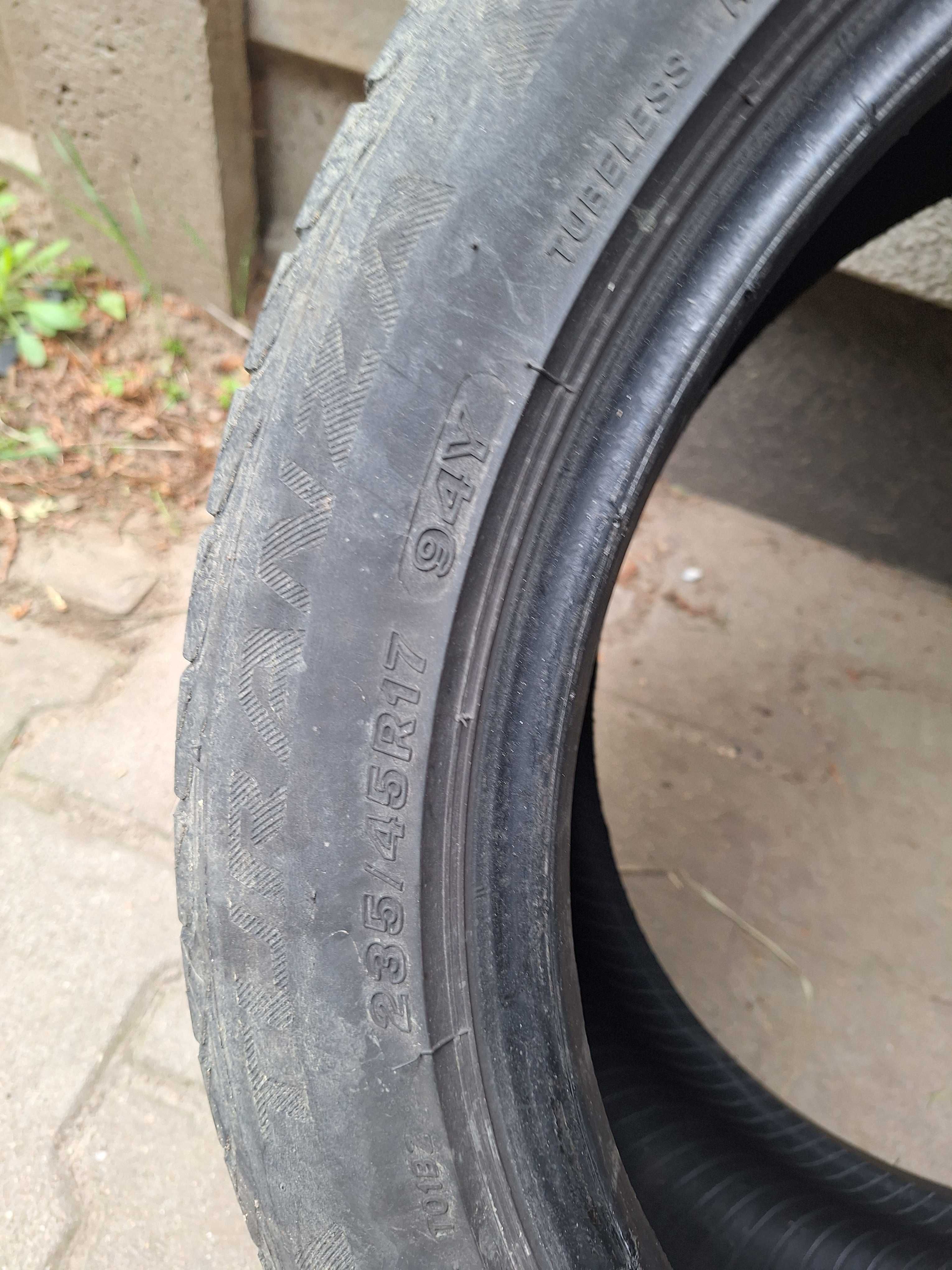 Sprzedam Opony  235/45 r17