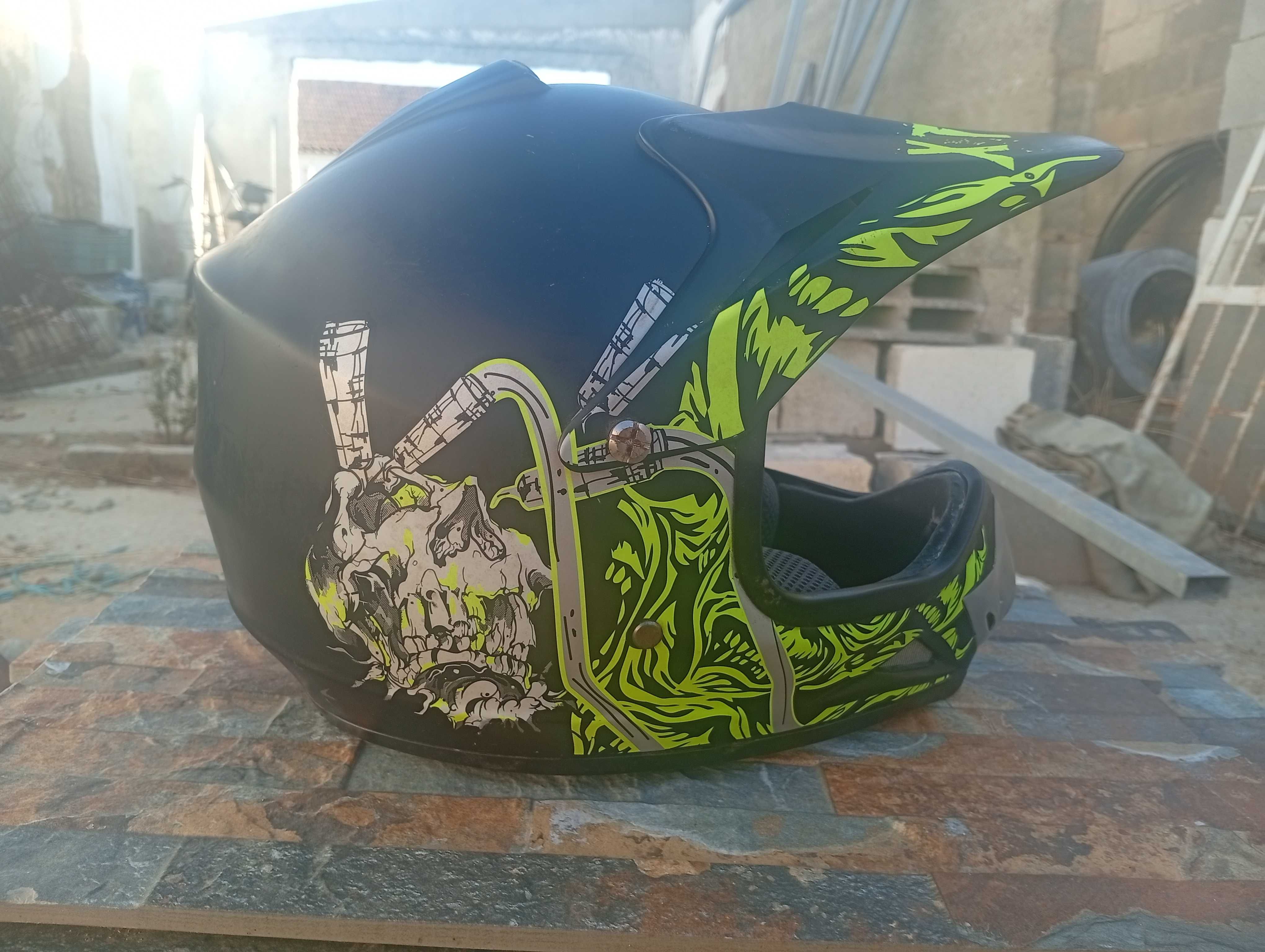 Capacete de cross