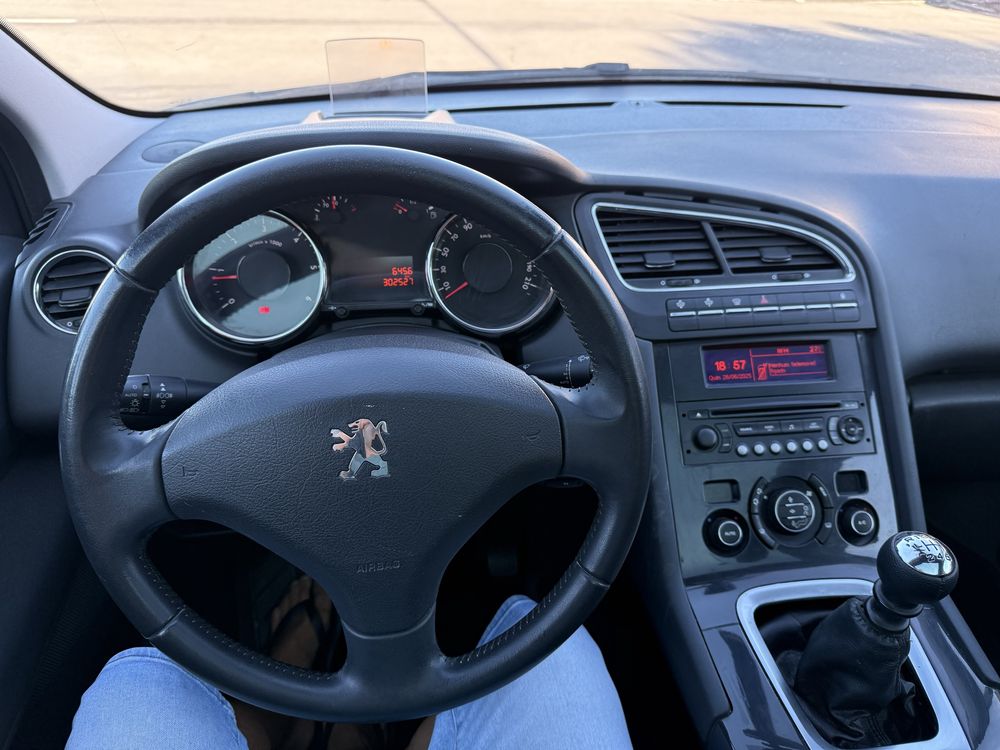 Peugeot 5008 1.6hdi ( 7 lugares)