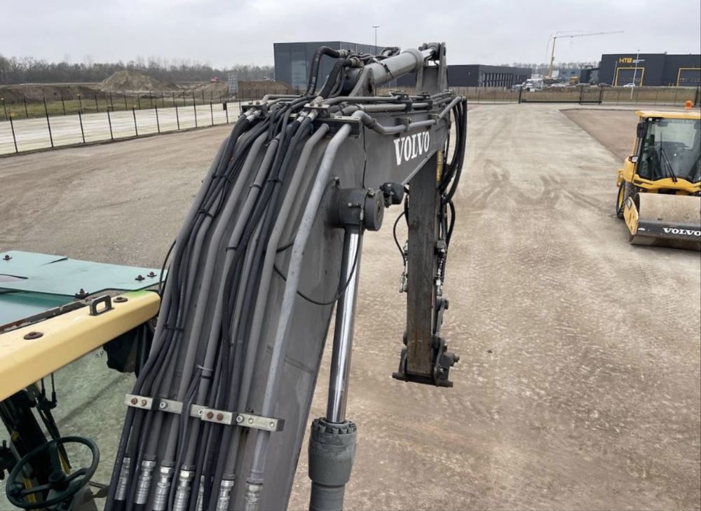 Volvo ew140c 2009 рік