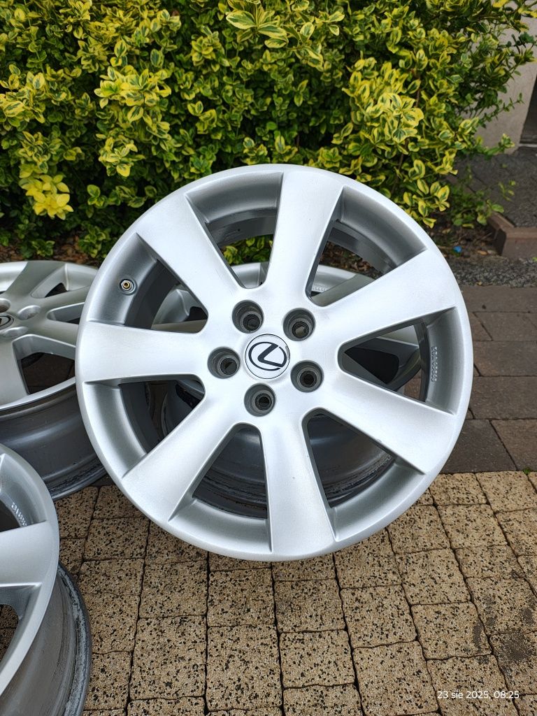 18 Lexus Toyota 5x114,3 7,5J et43 czujniki