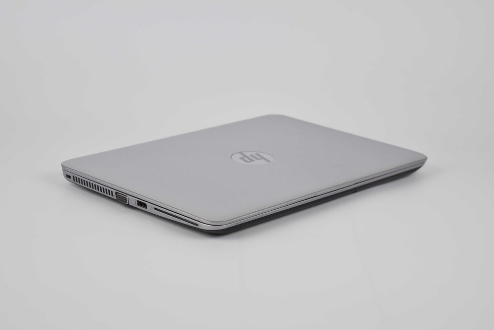 HP EliteBook 820 G3 i5-6200U 8/16гб ssd+hdd 256/512гб 12.5" Ноутбук