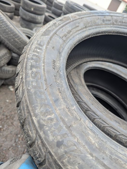 205/60R16 Bridgestone Blizzak