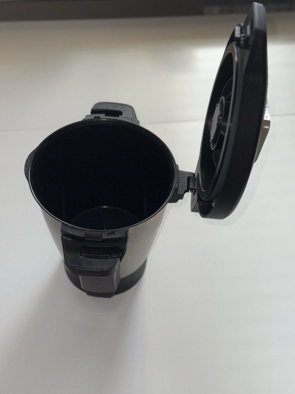 Dzbanek Habana Easy – bardzo dobry stan – 3,3L, powłoka ceramiczna