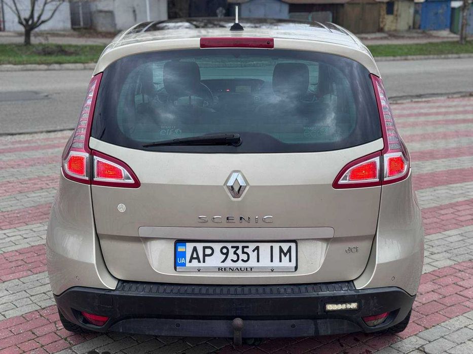 Renault Scenic 2011 1.6dci BOSE Мкпп-6