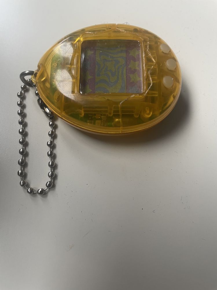 Tamogotchi BANDAI 1996 JAPONIA