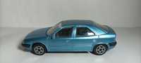 Citroen Xantia morski metalik Bburago burago 1 43