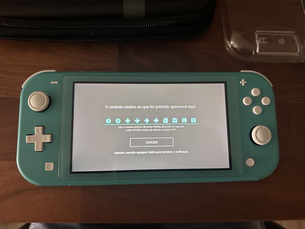 MicroSD 1TB + Nintendo Switch Lite  + case/grip