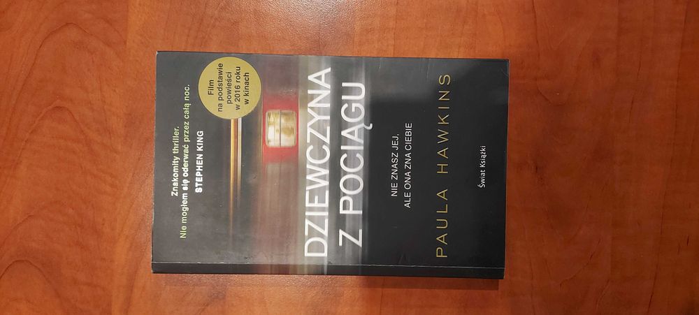 Dziewczyna z pociągu, Hawkins