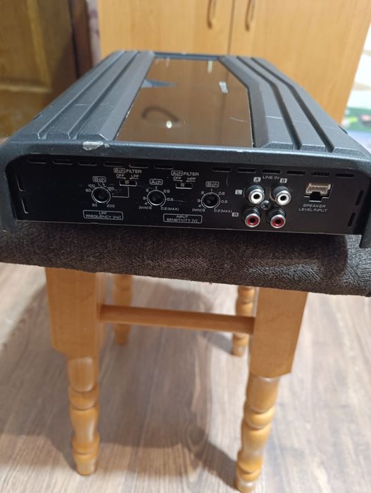 Підсилювач звуку Kenwood KAC-6405