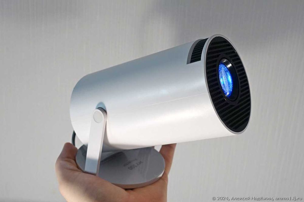 Проектор портативний домашній кінотеатр, Wi-Fi 6 та Bluetooth 5.0