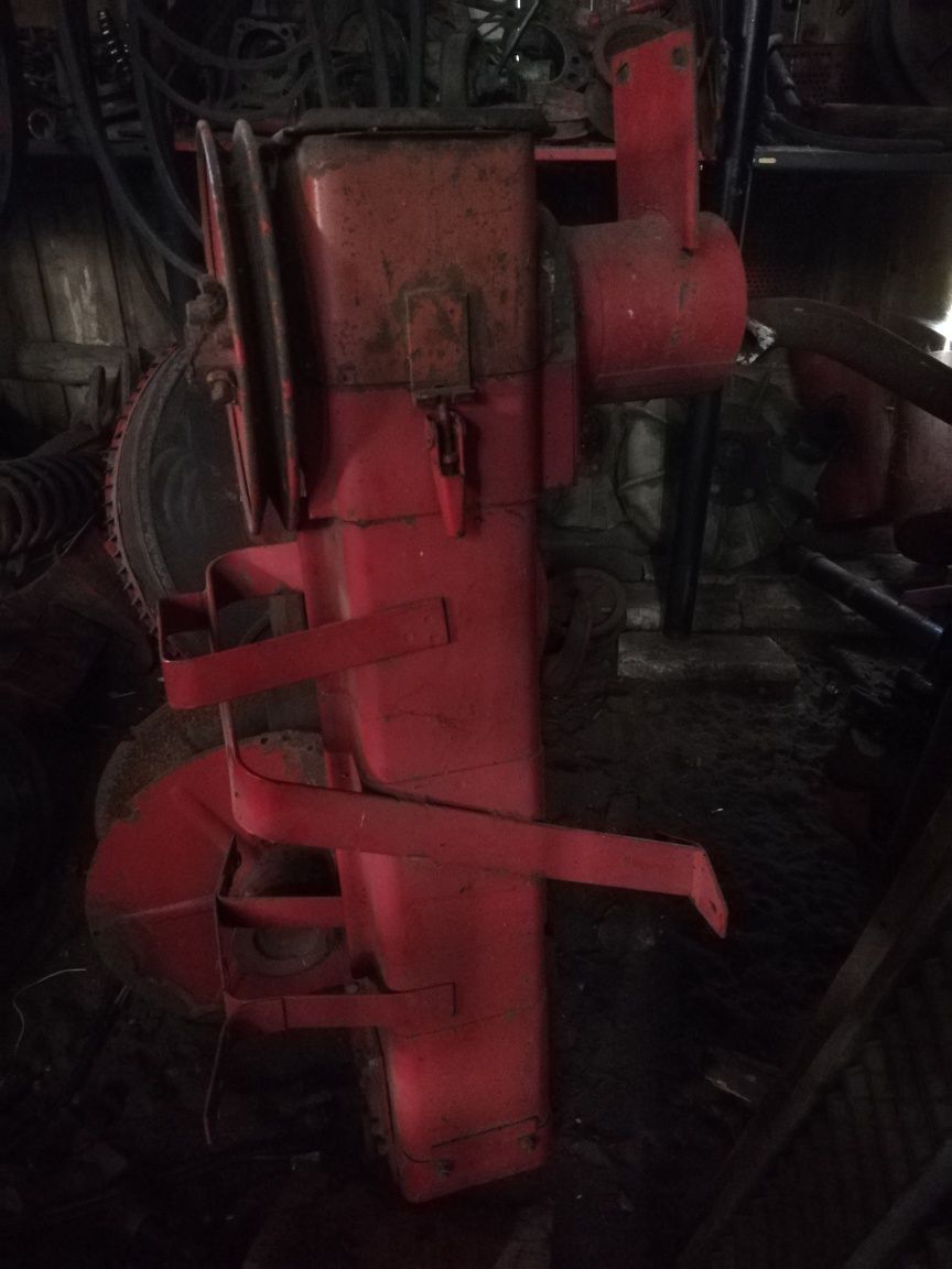 Kłosownik Massey Ferguson 520, 525, 530, 620, 625 inne