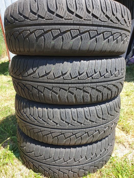 Komplet opon zimowych Uniroyal 206/60 r16